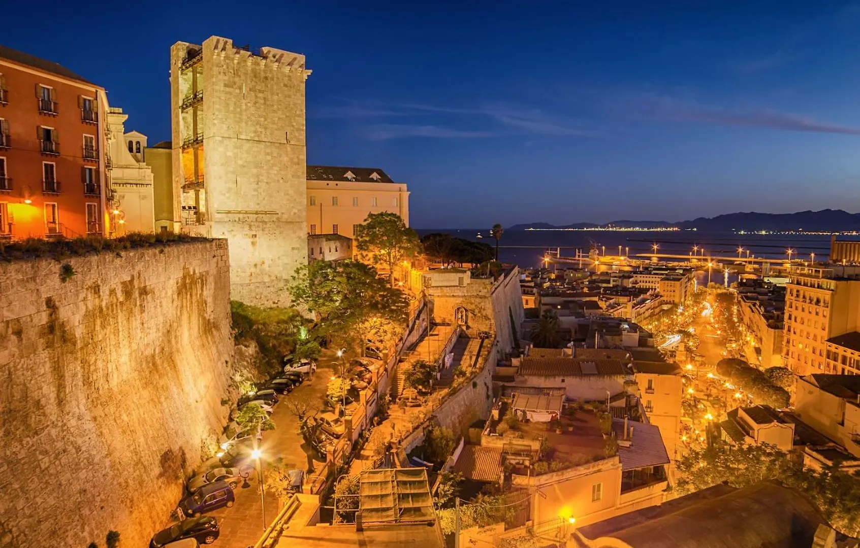 Giulia'S House Apartment Cagliari Italy
